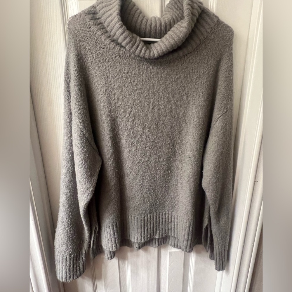 GUC- Warm and Cozy Sweater